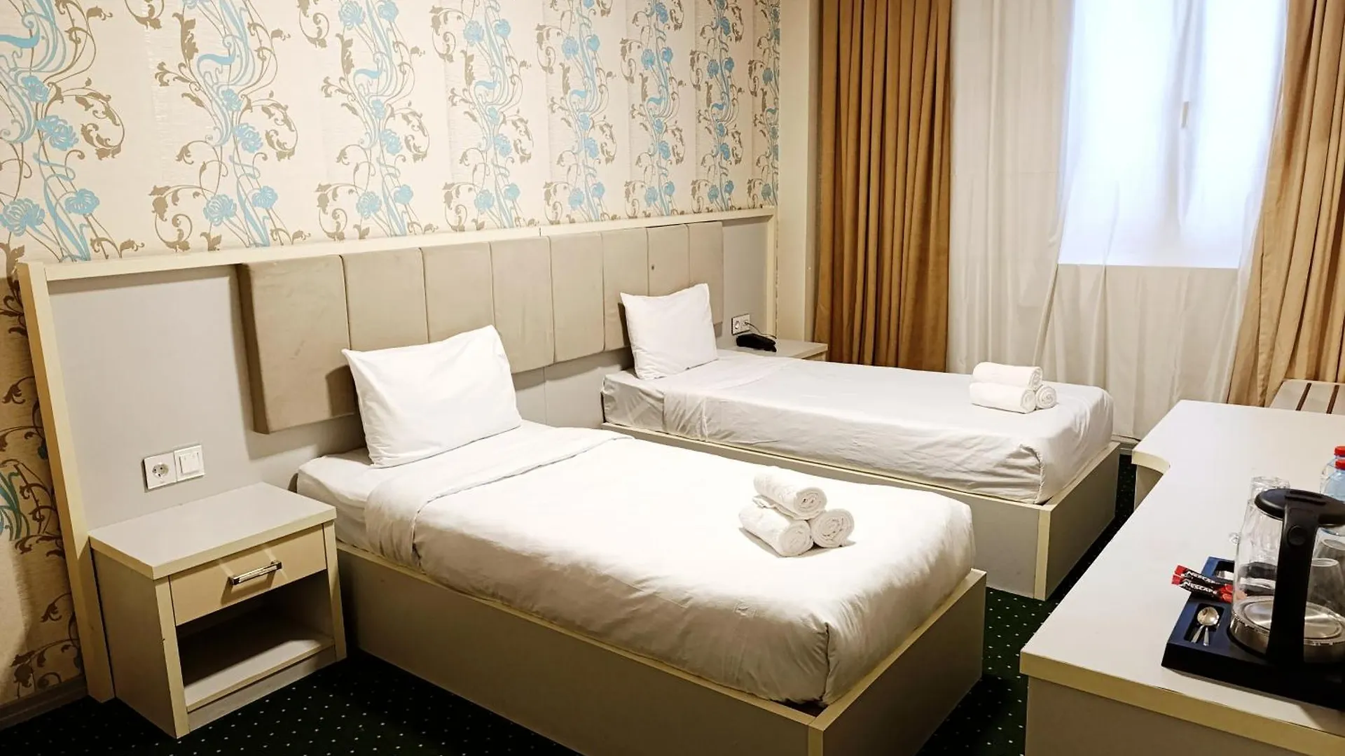 Alis Hotel Baku 5*,