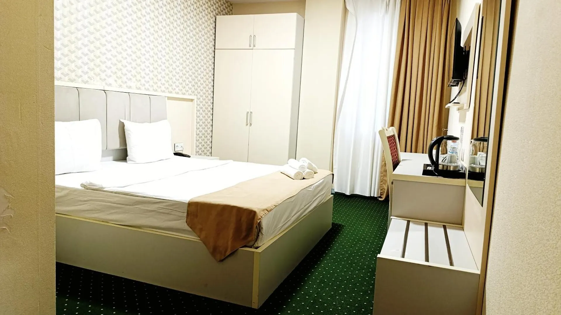 Alis Hotel Baku