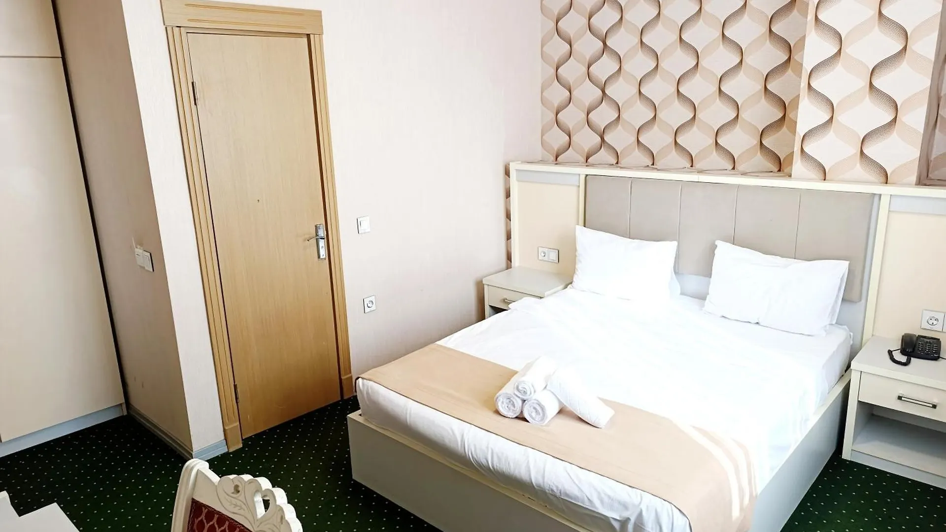 Alis Hotel Baku