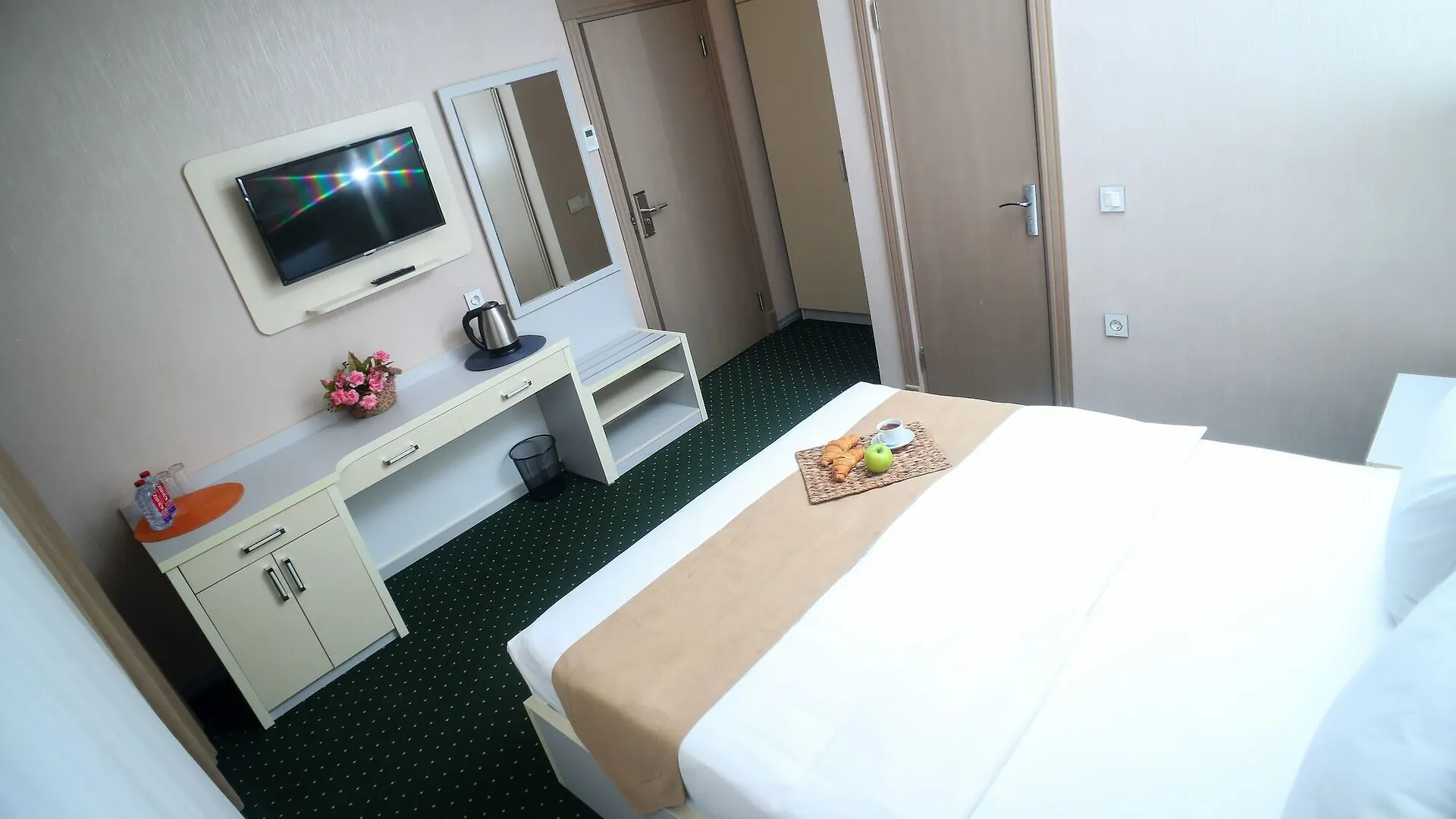 Alis Hotel